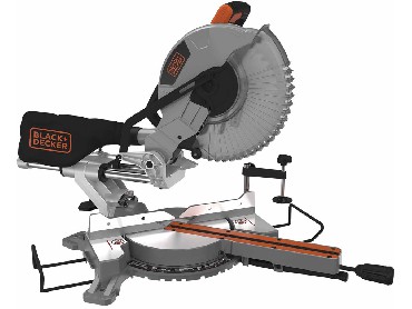 Pilarka ukonica Black&Decker BES710