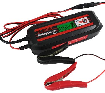 Prostownik samochodowy Welder Fantasy FC-4000 6/12V