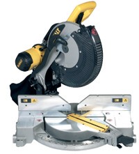Pilarka ukośnica DeWalt DW716E