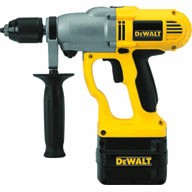 Akumulatorowa wiertarka udarowa DeWalt DW006K