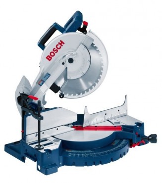 Pilarka ukonica Bosch GCM 12