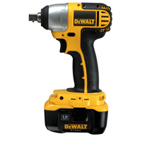 Akumulatorowa zakrętarka udarowa DeWalt DC822KL