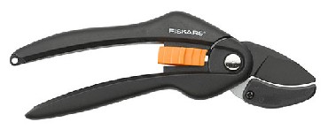 Sekator kowadowy Fiskars P25